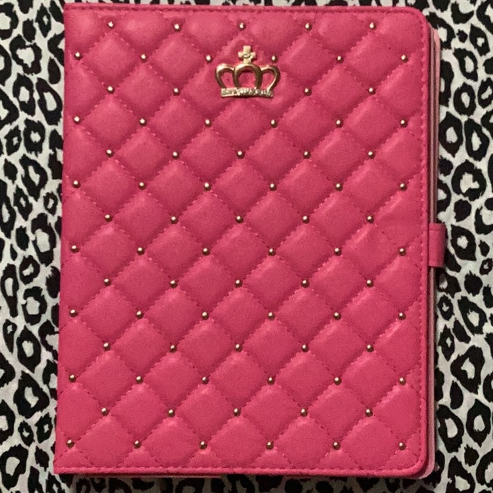 New IPad case for IPad 9.7 or 2,3,4 gen. measuring 9.5” L & 7” W in Red rose